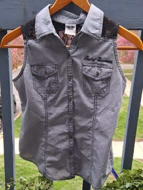 Harley Davidson Women's Sleeveless Button Down Shirt